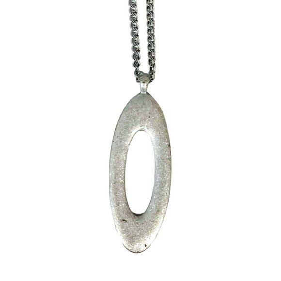 Vintage Mother-of-Pearl Oval Pendant Necklace Silver Chain Geometric Design - Picture 3 of 5